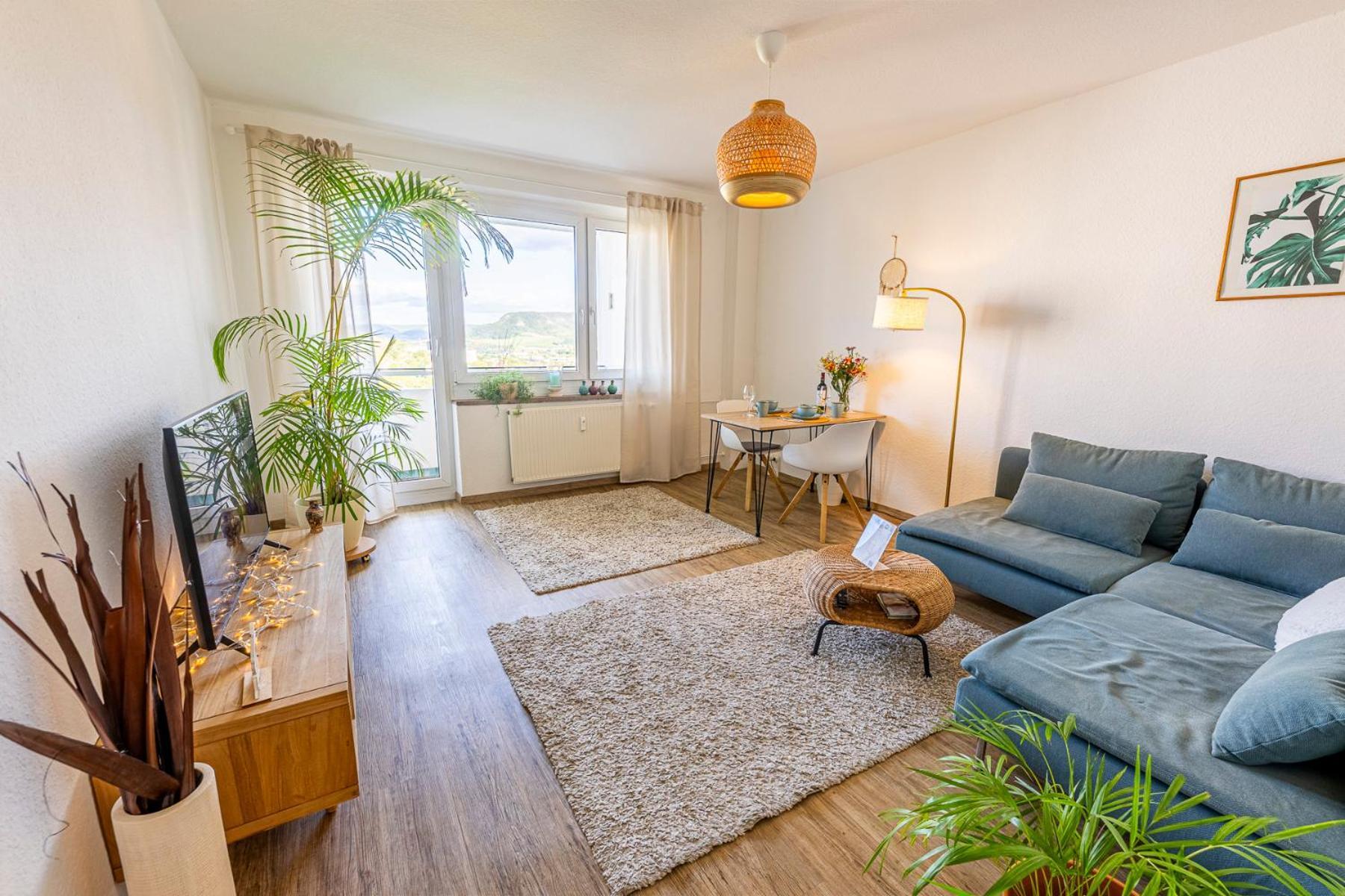 Modernes 2-Zimmer-Apartment Mit Balkon Und Netflix Ена Экстерьер фото